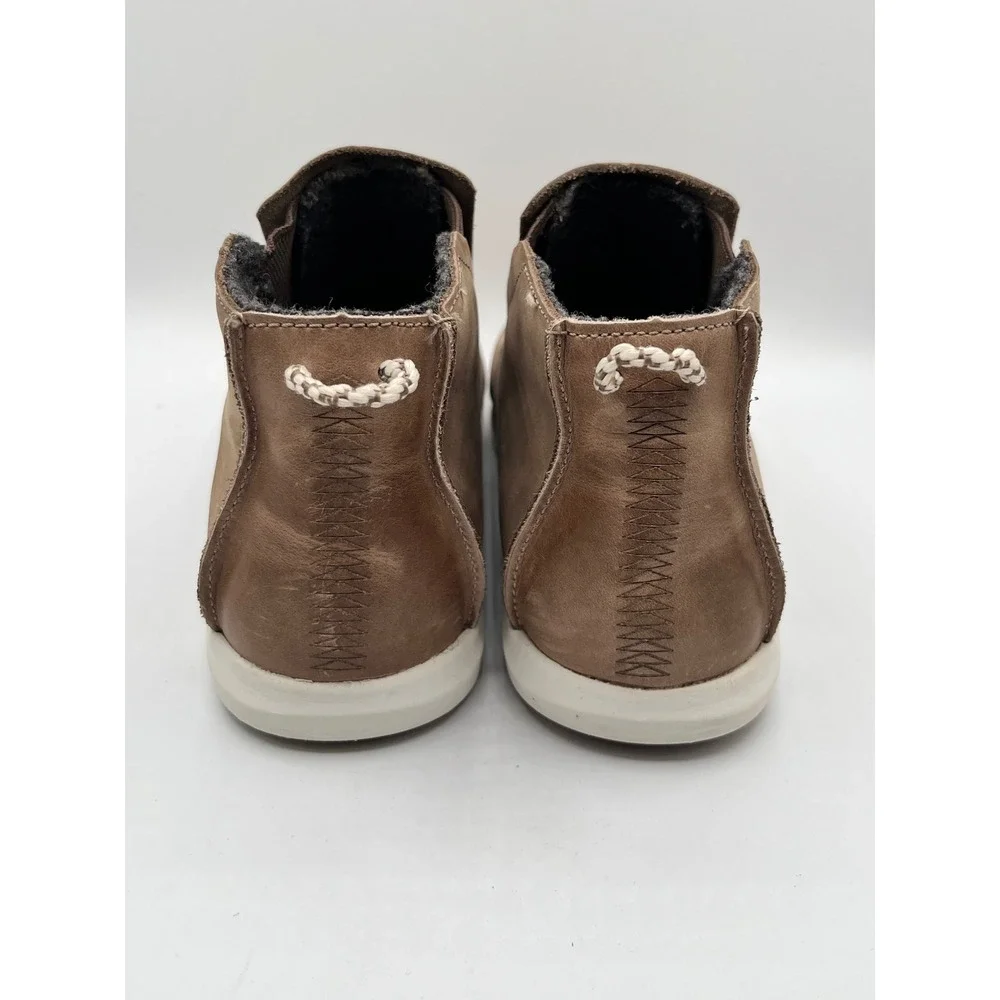 OluKai Hawai'iloa Manu Hope Women Sz 9 Taupe Grey Leather Waterproof Ankle Boots